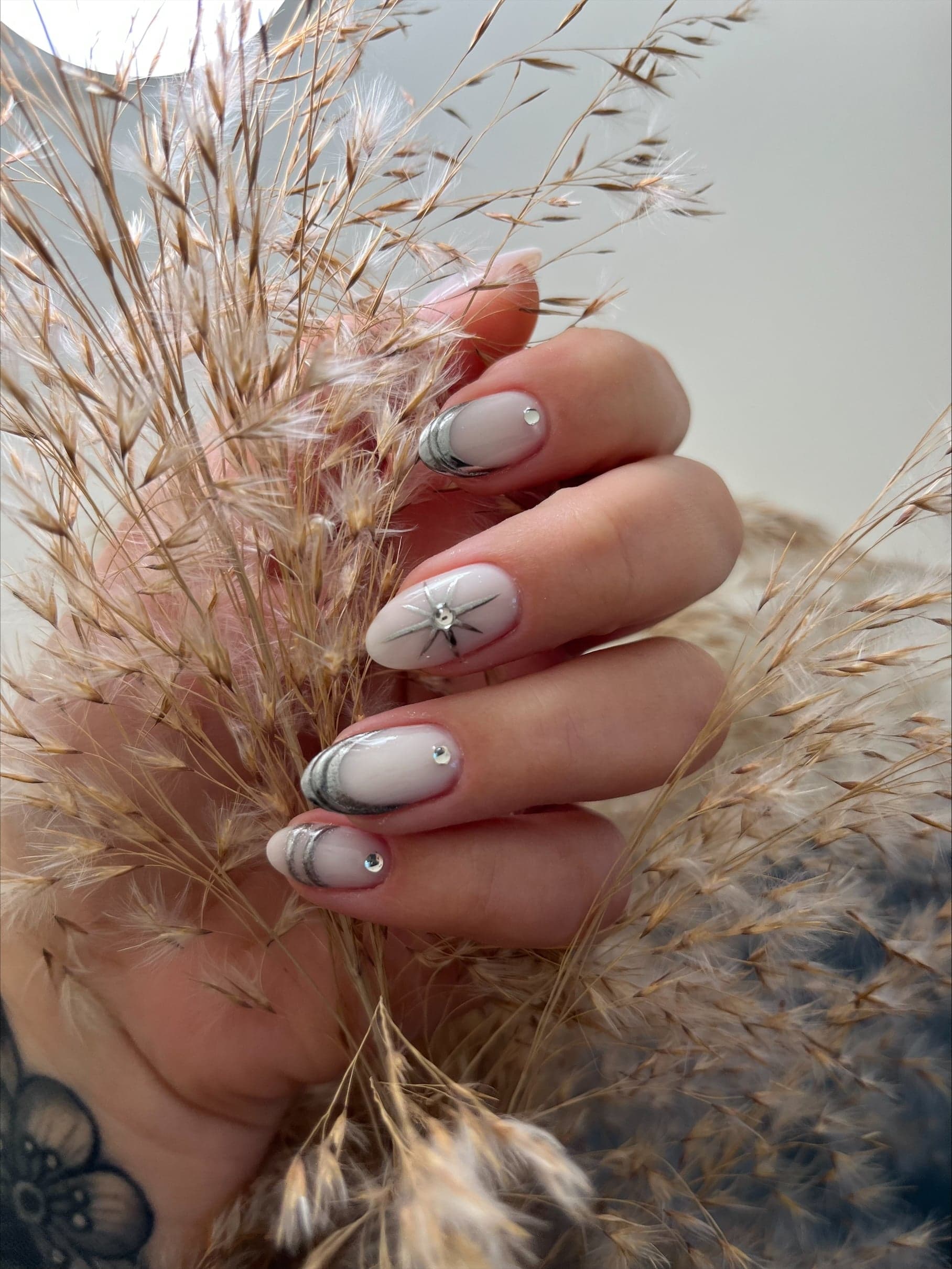 Salon One nail design 18